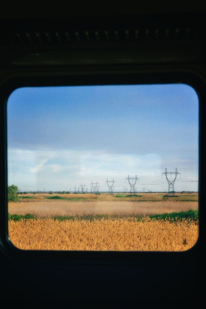 carlodaverona's tweet photo. Sui mass-media si parlava di rischio black-out nel Paese , mentre almeno finora la rete ha tenuto. ringrazio @Terna. @enel #energia #elettricita #rete #fabbisognoelettrico https://t.co/xDPh7Pv8OQ