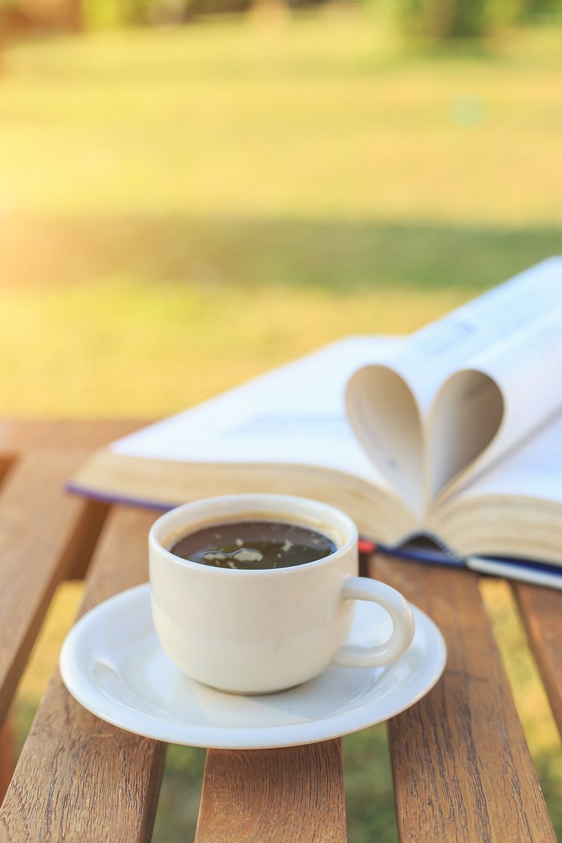 sanjay96033366's tweet photo. Just grabbed coffee and ended up chatting with a fellow book lover for 20 mins—random nice encounters make my whole week!， https://t.co/Yx39IBJfF2