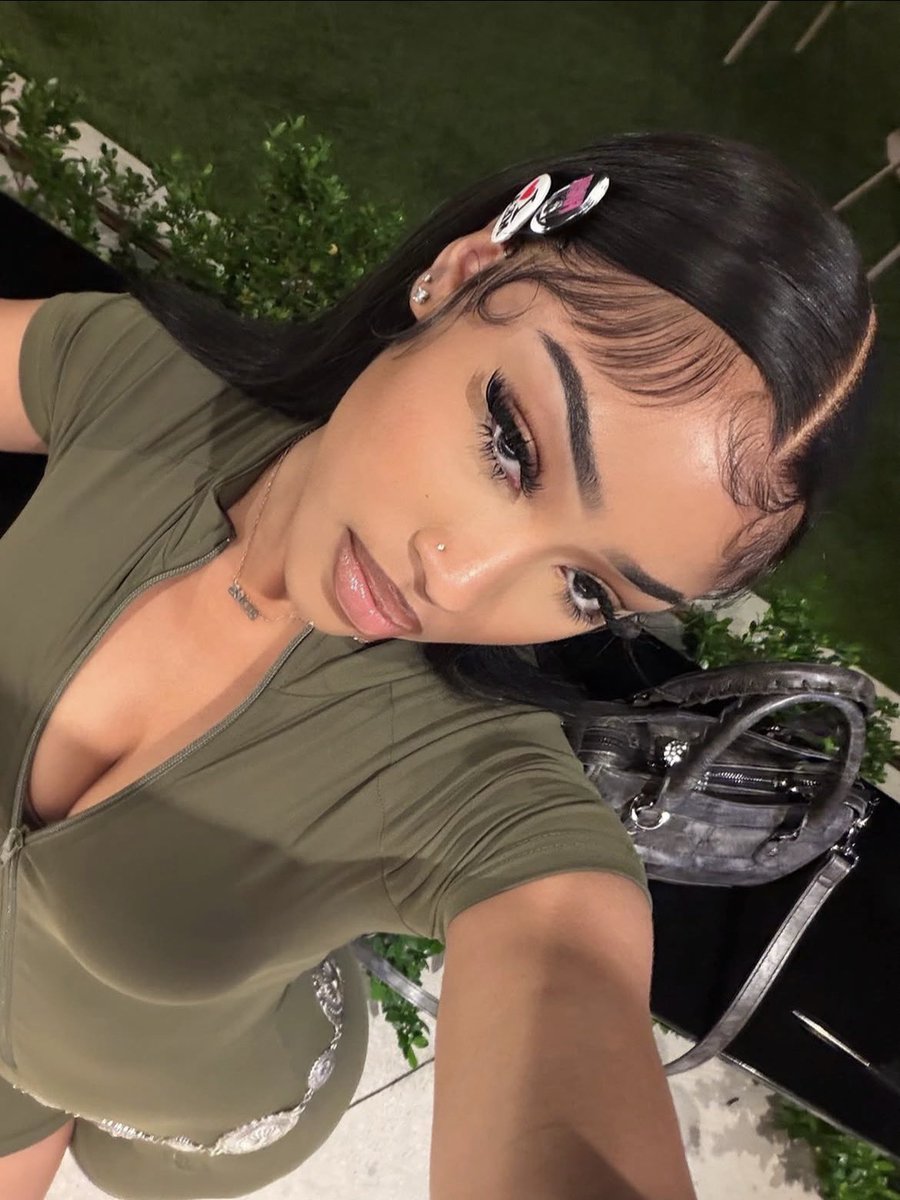 sexypiscesdiary's tweet photo. thinkin’ bout youuu. 🦎 https://t.co/EvlJGLisIG