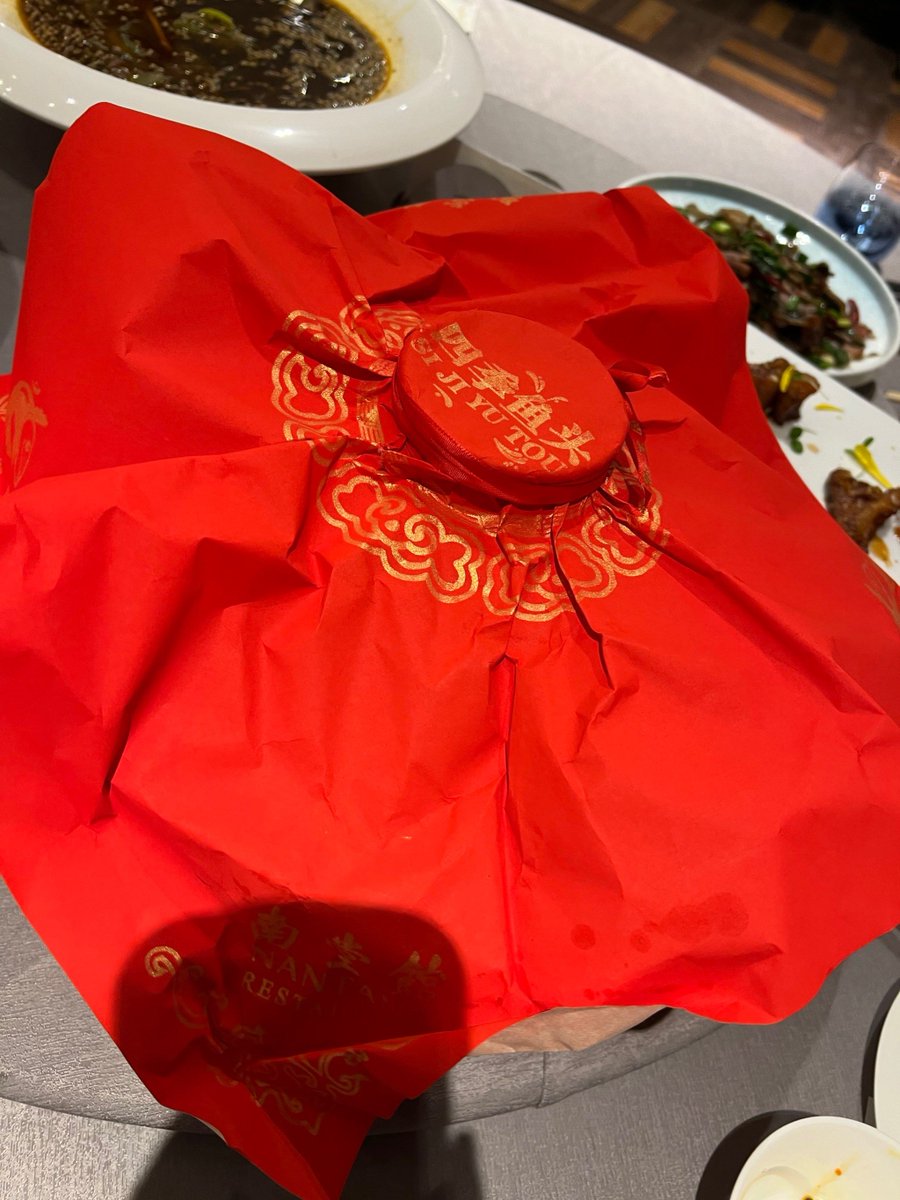 TinyPinkDesign's tweet photo. Lunar New Year vibes  Red envelopes, dumplings, and loud laughter with my favorite crew—may the Year of the Dragon bring you endless luck, sweet moments, and all your little wishes come true! https://t.co/3pQ3dwx9ve