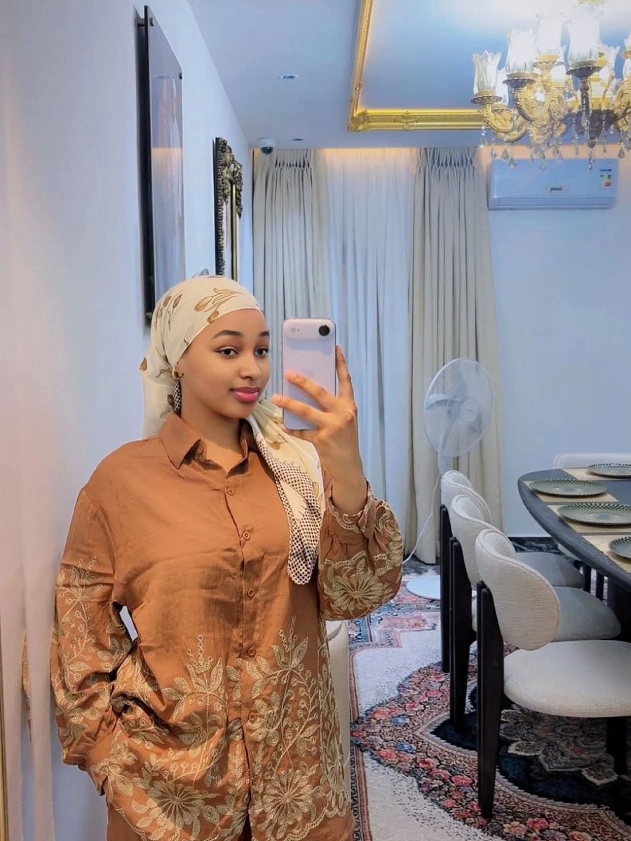 ummulkhaiir23's tweet photo. Please i need poor boyfriend any one 💔🥰 https://t.co/ecmkX8QhXX