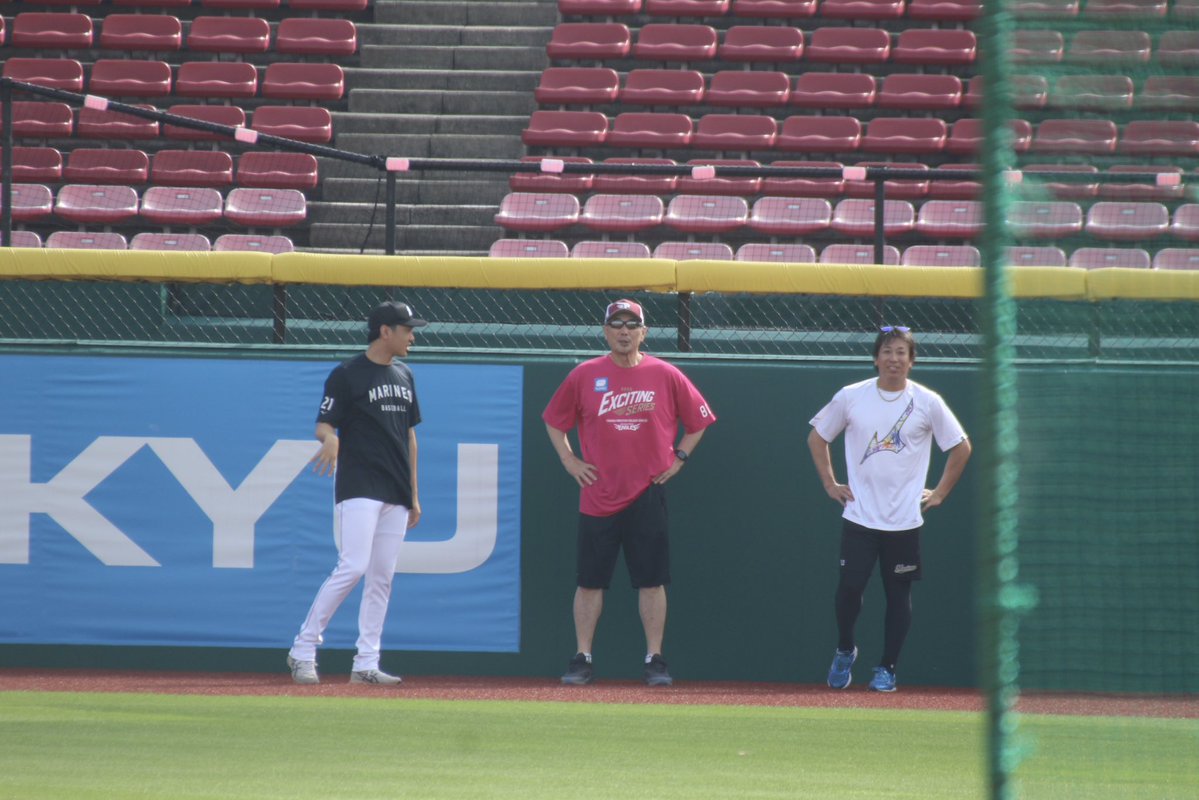 wacci19890705's tweet photo. 仙台まで来たかいがあった🥹 #chibalotte #益田直也 #吉井理人 監督 https://t.co/7ICWNYBq6j