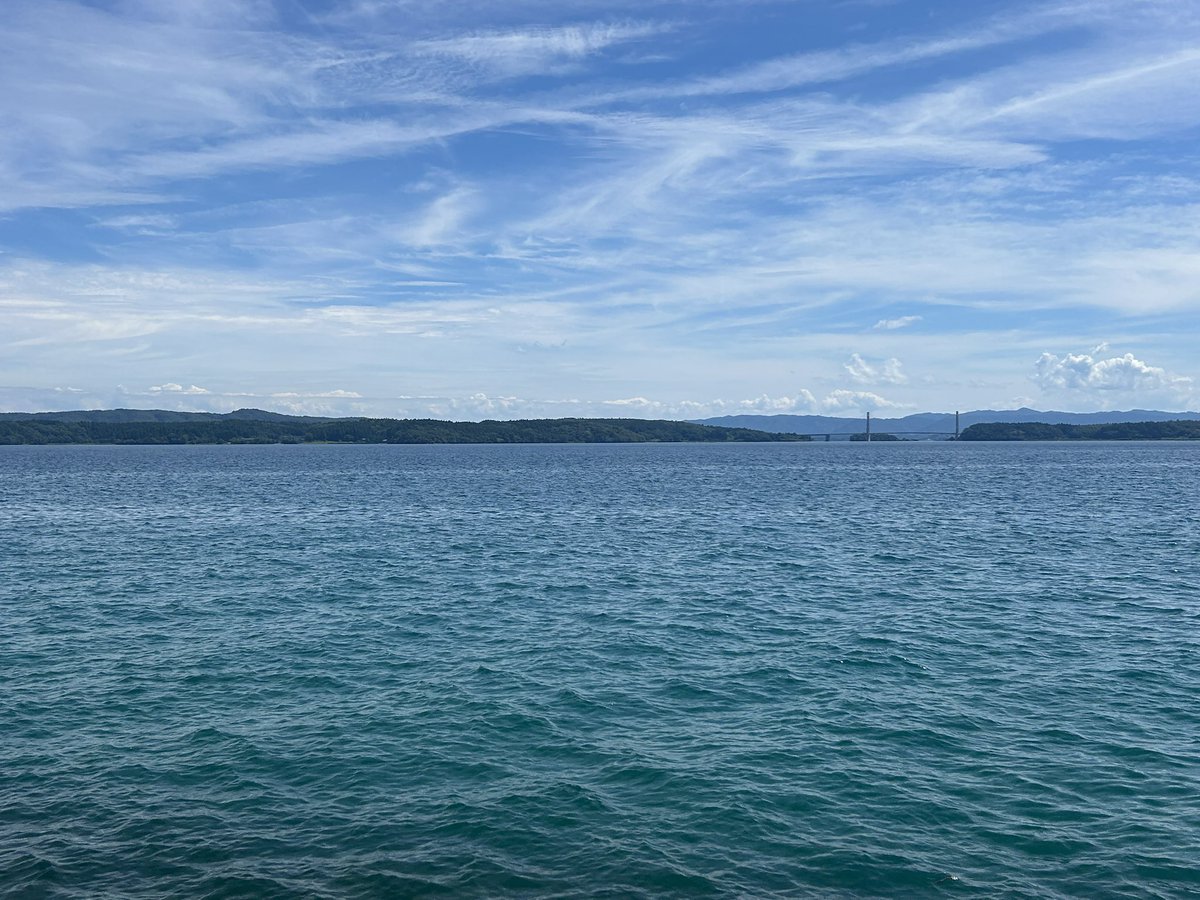 notodesk's tweet photo. 本日も能登は美しい✨️

のと里山海道も、もちろん良いのだけれど国道249号線を走るのもオススメだよ。
美しい能登に癒されてね💕︎ https://t.co/u56HVqIPIR