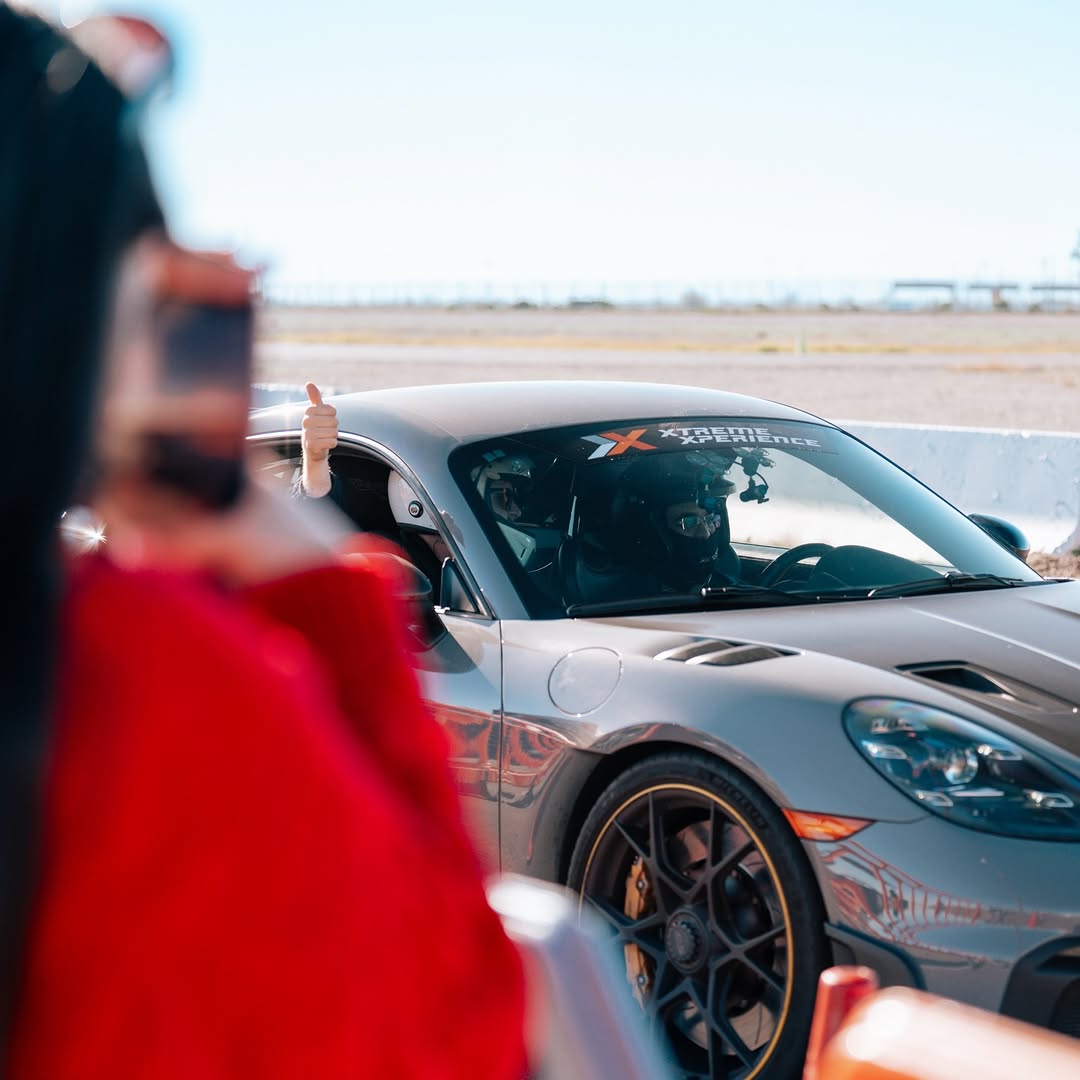 ulisesrmleblaRG's tweet photo. What’s just as rewarding as driving a GT4RS?
Swipe ———>
Being the one who made it happen. 🙏 https://t.co/kVsNd3vUbL
