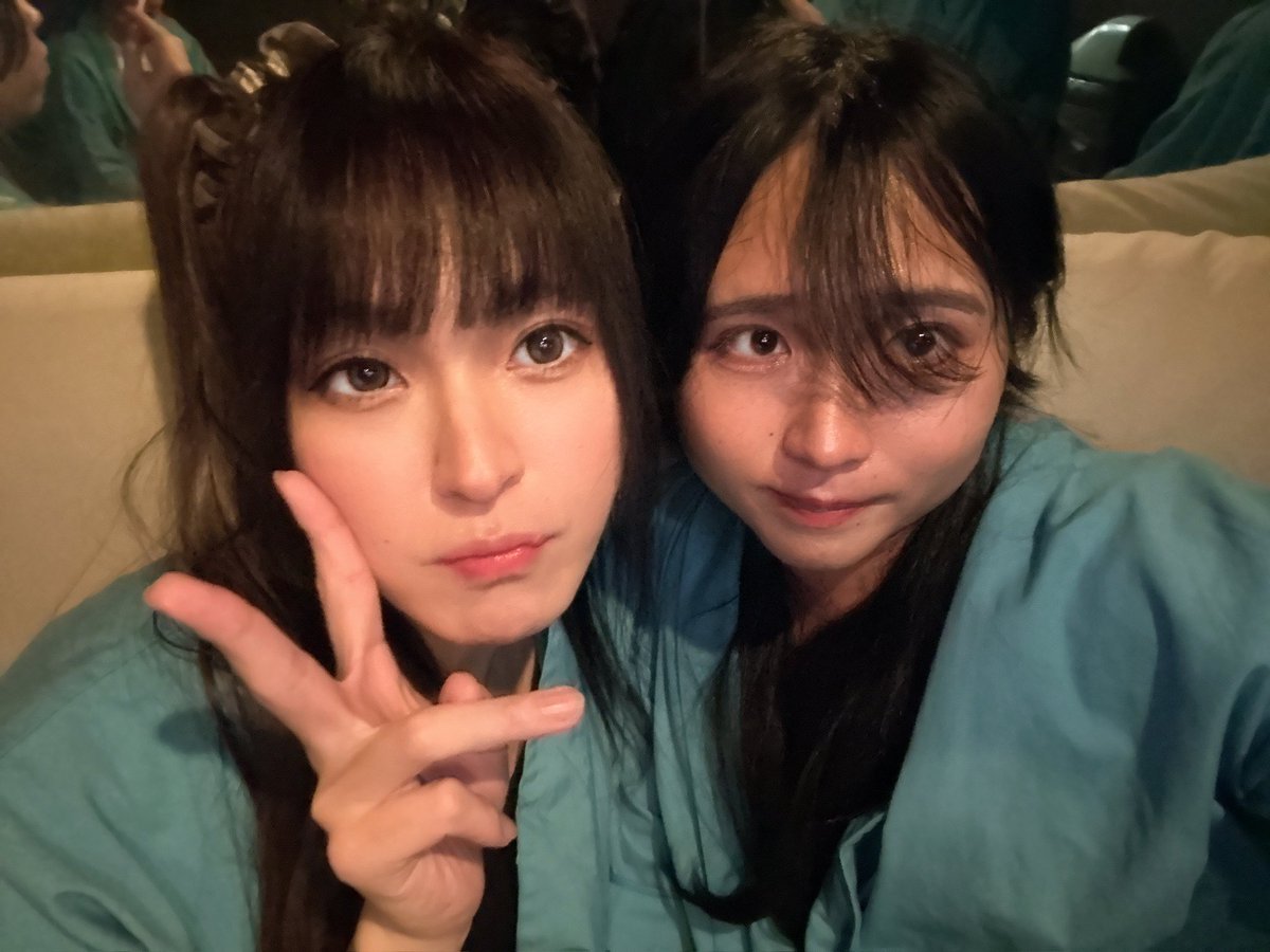 hAm___Hm's tweet photo. 東京での写真

みんな小顔すぎてわれの顔のデカさが際立つので
これから誰かと撮る時は遠近法をフル活用することをここに誓います🙋‍♀️

一緒に撮ってくれたみんなありがとね🤟 https://t.co/aYGzNKS33B