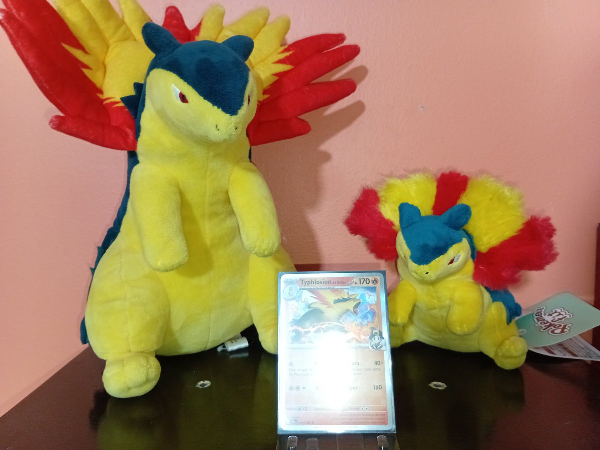 Proyectocarloss's tweet photo. @poke_times Mis 2 typhlosion https://t.co/Tlr8hlGvFO