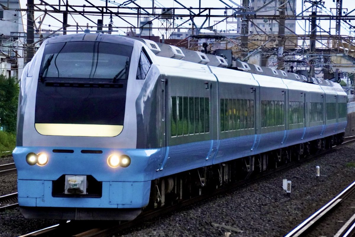 P96211328's tweet photo. 2026.8.16   馬橋駅にて　E653系K71編成
9046M特急ときわ46号　上野行
#e653系
#ときわ
#k71編成
#常磐線
#jr東日本
#馬橋 https://t.co/JpDiY1s9yK
