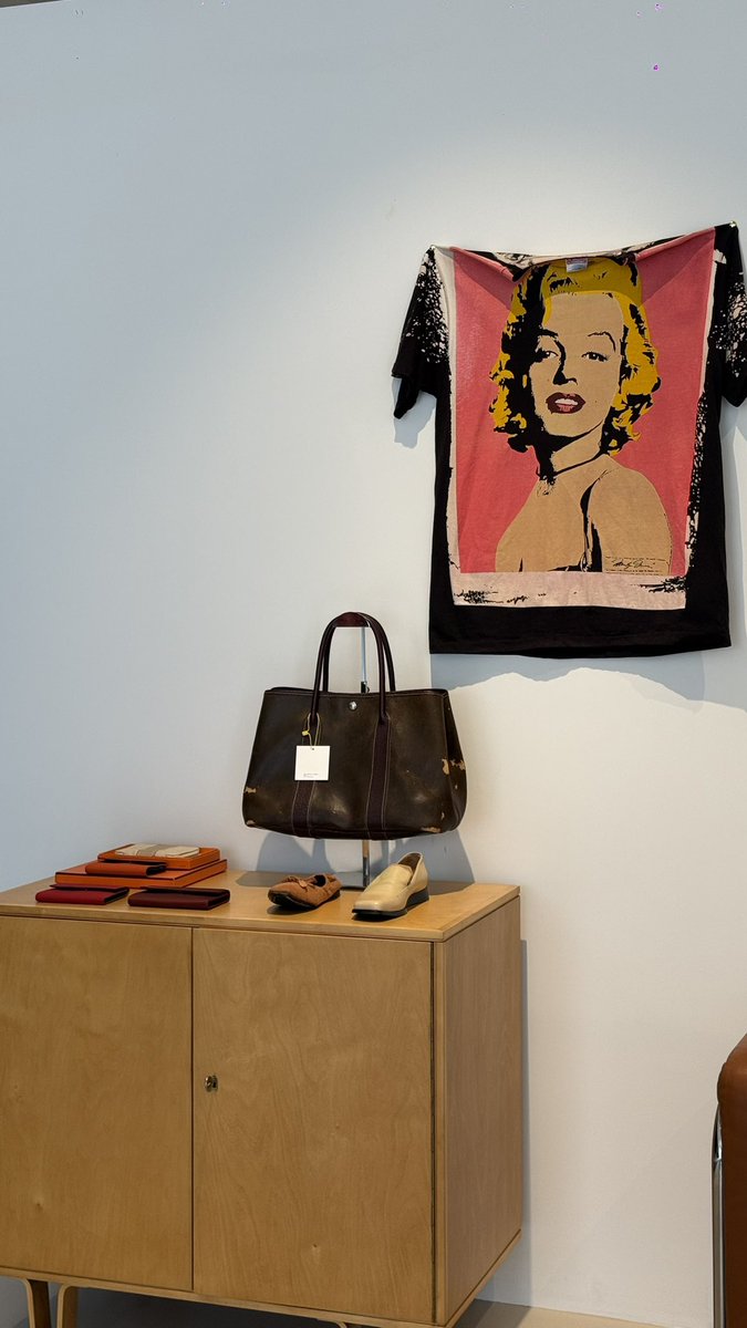 yrr34C's tweet photo. 1 대구 티끌모아,, 유명식당이래예 칠성시장 근처에!!

ㄹㄹㅆ도 갓고... 참손길도 다녀옴
ㄴ??: 오늘 뭉친거 다 풀고가면 저도 죽고 손님도 죽어요 https://t.co/V1CXzpPKPX