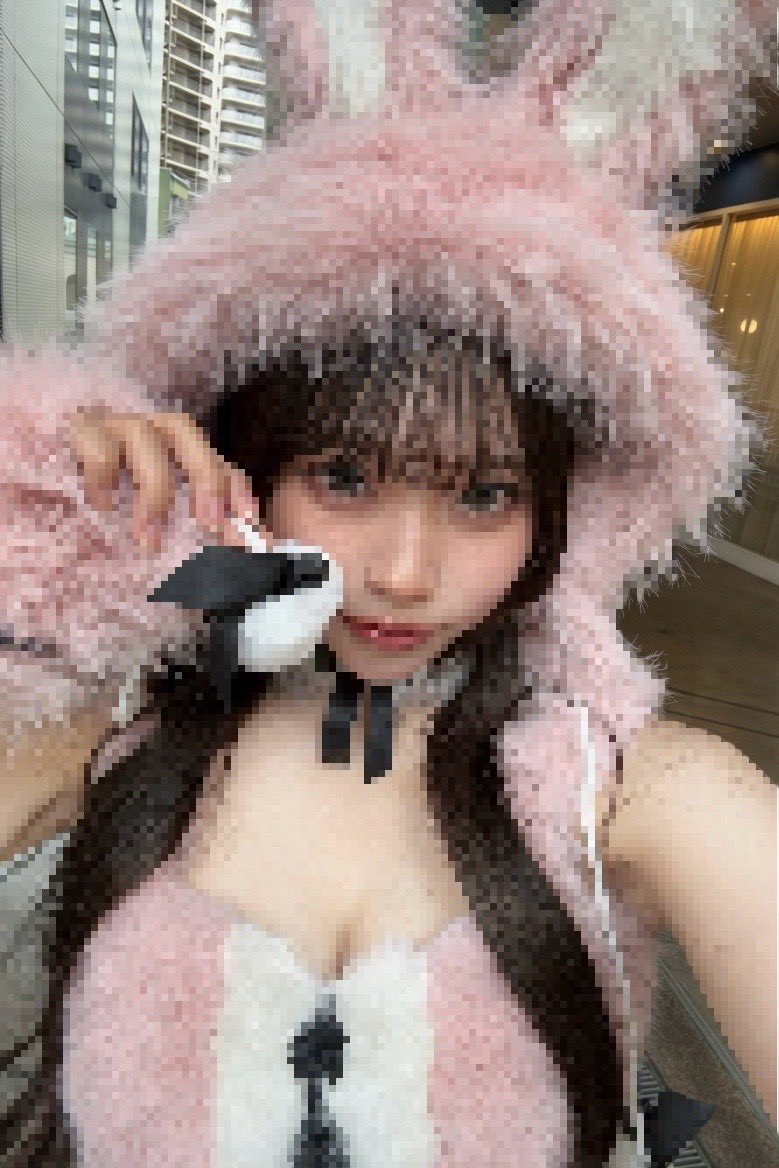 twestBBK2's tweet photo. #おなぺ #オナペ #ぶっかけ
地元の顔マン乳でかオナペにぶっかけてくれる人DMきて💕💕💕💕💕 https://t.co/0qMROXY1TM
