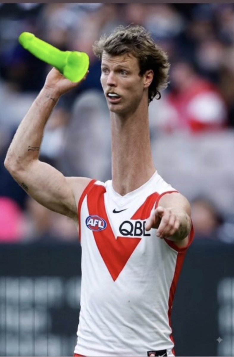 RonJonesgijl's tweet photo. @KateBartlett34 You look like a fucking man you dyke looking cunt. https://t.co/3b5xVs99Vh