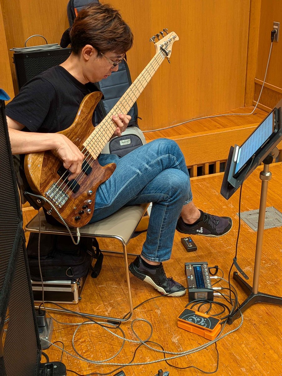 _LJO_'s tweet photo. 先日ミューザ川崎で練習を行いました
本番のステージに立つと、自然と身が引き締まりますね
オルガンやエレキベース、ハープなど普段の合奏にはない音色も加わり、本番と同じ空間で音の広がりやバランスを確かめました
チケットの再々配布は8/19（水）20時からとなります
1人でも多くの方にご来場いただけるよう、ご不要になったチケットをお持ちの方は
https://t.co/9Zk038l9yT
よりキャンセル手続きをお願いいたします
#FF9 #FinalFantasyIX #LJO21st