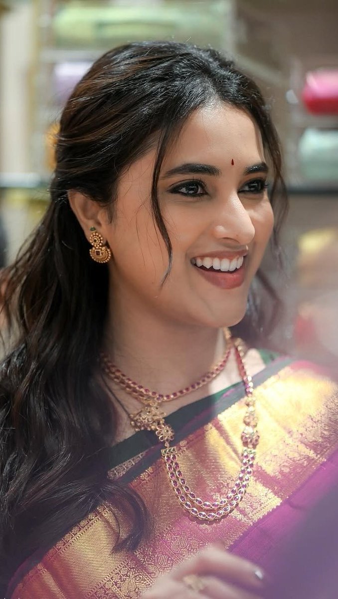 ActressUnivrse_'s tweet photo. #priyanka #priyankaarul #priyankaarulmohan

https://t.co/GZp0lT1Xof
https://t.co/Ng0rm48EsV https://t.co/BezXzgFwk4