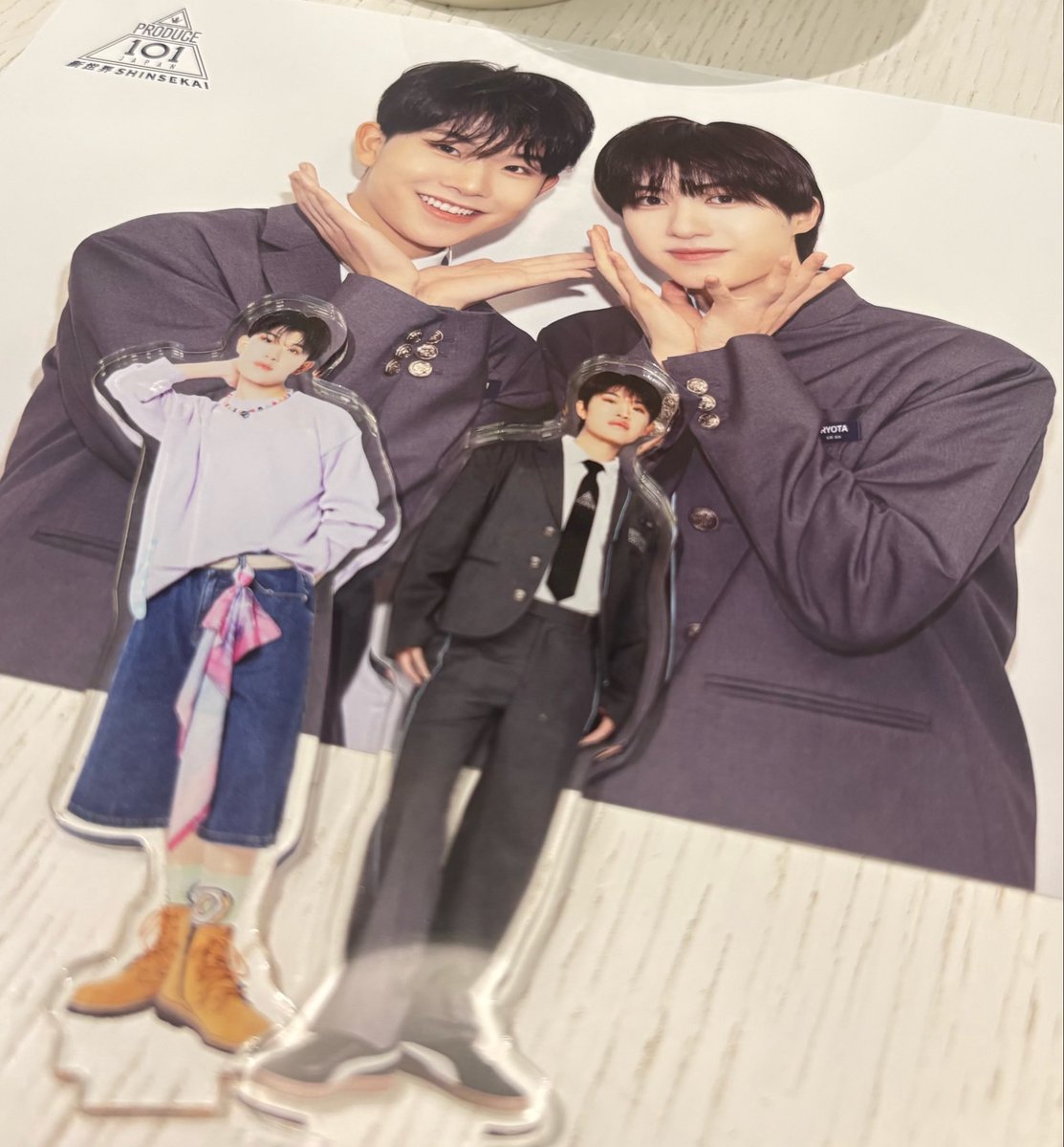mochimochi_ADAM's tweet photo. ファンブック1.２の表紙・特典フライヤー、全部石田亮太さんとの２ショなの凄すぎてワイ嬉々✨

かわいいね〜💖 https://t.co/gcwcDoGUlt