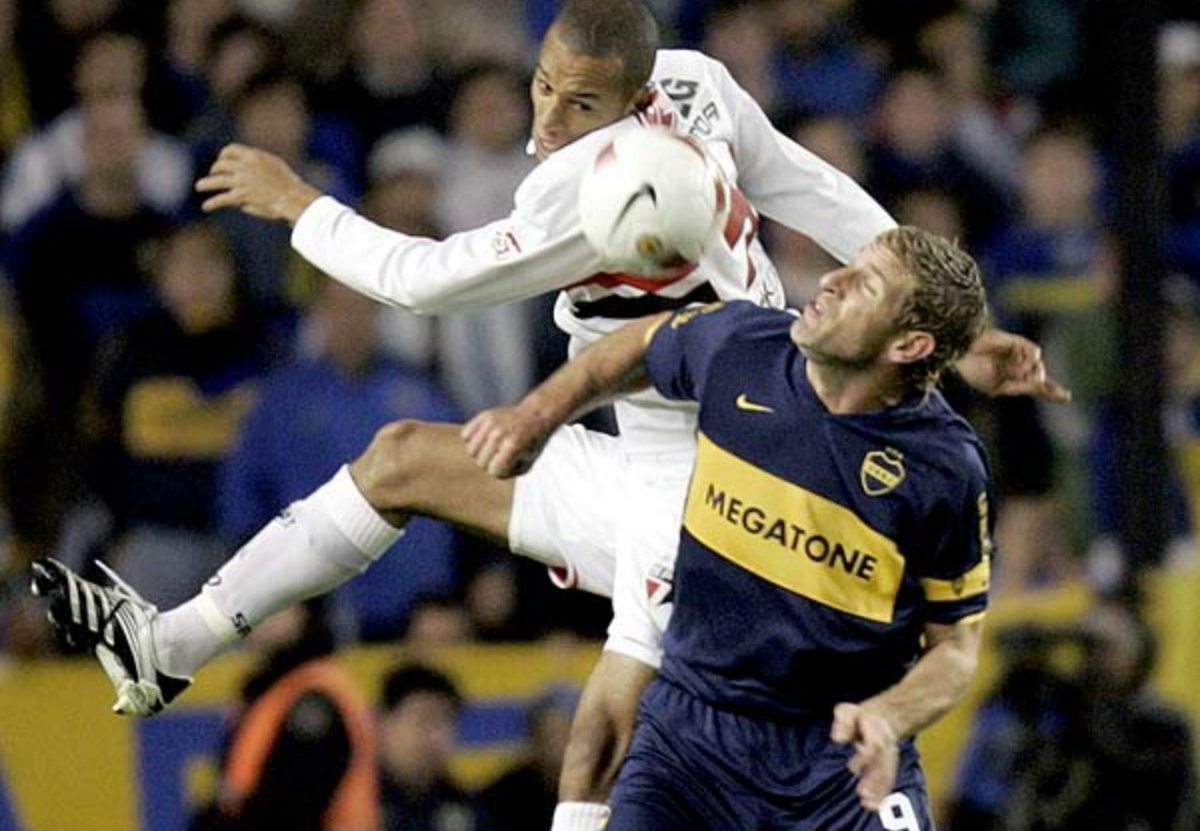 Noitedecopa's tweet photo. 👦 - O que os garotos querem: que comece a fase de grupos da Champions 🤓

🧔‍♂️ - O que os homens querem: SÃO PAULO x BOCA JUNIORS nas quartas da Sula 😎

Basta o São Paulo eliminar o Bolívar no Morumbi e o Boca administrar a vantagem contra o Recoleta... 👀

O roteiro está sendo escrito! ✍️👀🔥🎞️