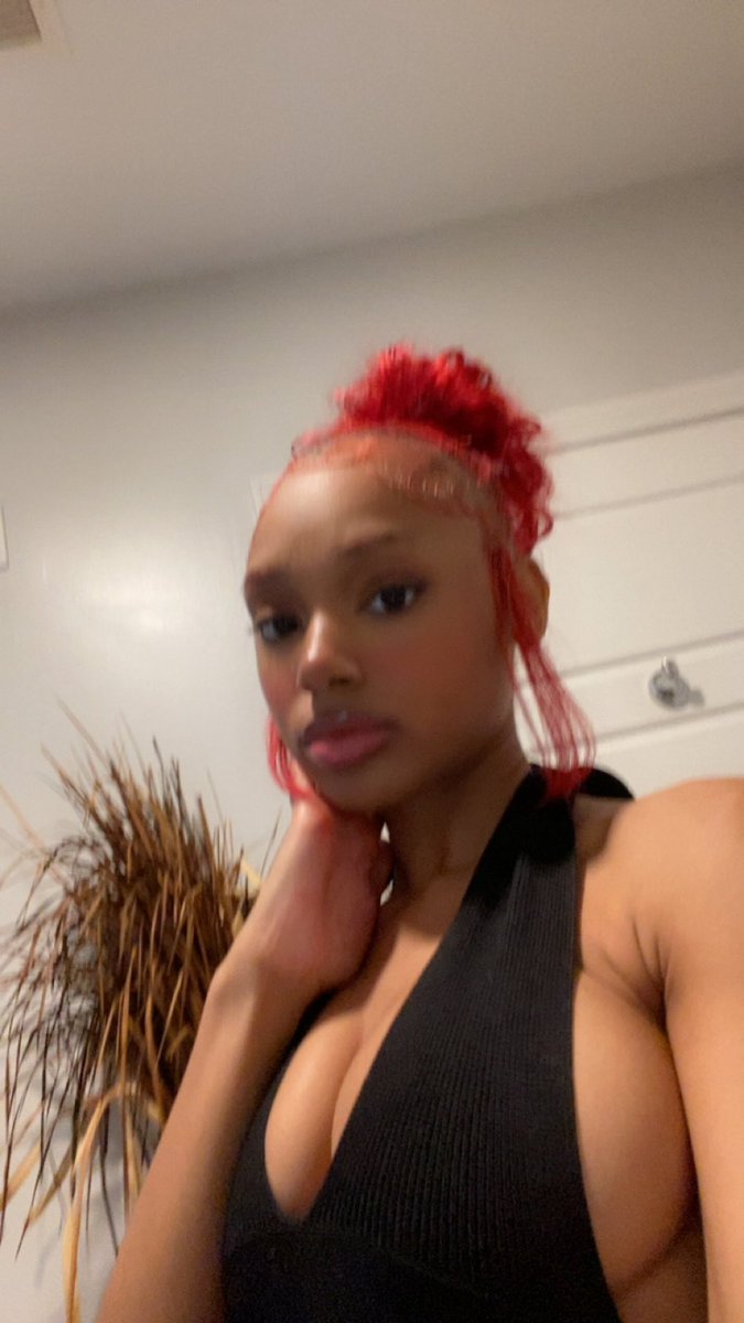 ninithethugga's tweet photo. big red 🍒 https://t.co/9GQTmwkfZd