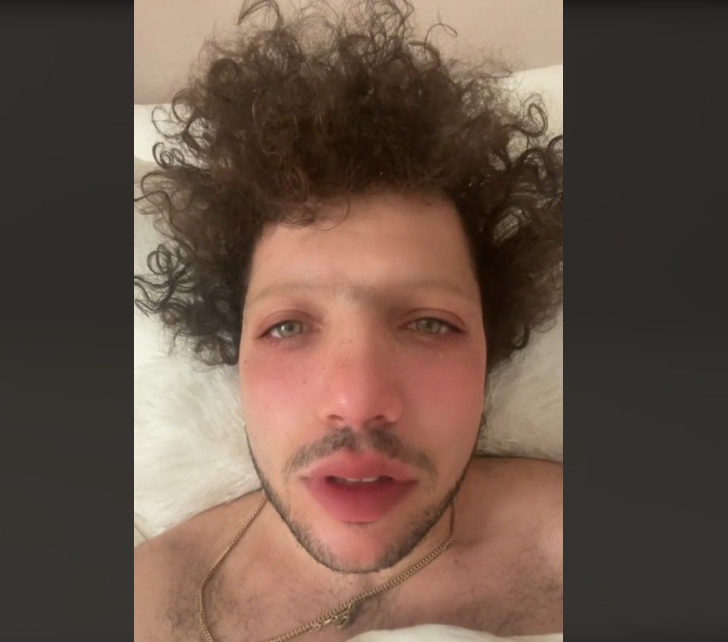 oculus_power's tweet photo. Okay, can’t lie—Benny Blanco’s got that vibe. Dude says a ton of shady stuff, acts super weird, and honestly? Not the greatest human. Like, how does he even keep a PR game going? #PR #Selena #relationships #boyfriend #Gomez #Gay https://t.co/nqB9UMQUdd