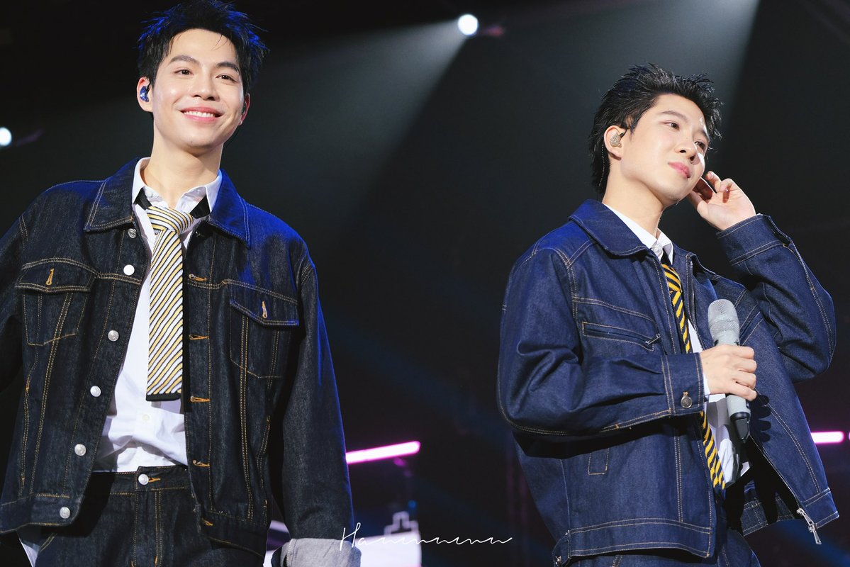 Hanmnmn0415's tweet photo. kitties collection🐈‍⬛🧩🐈

#FFFpartyconcert 
#FirstKhaotung https://t.co/No146smOzO