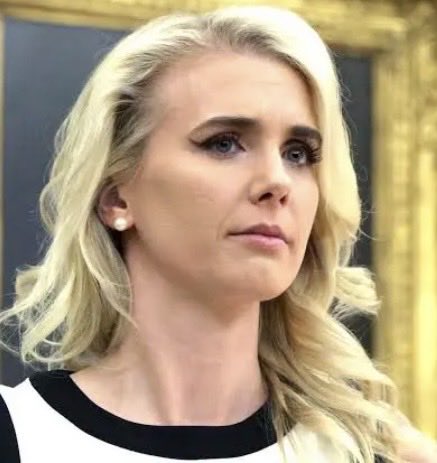 commons96055467's tweet photo. Natalie Harp is not a dumb blond as she plays one on TV. She is trump’s 24/7 handler on behalf of Putin. She is a mouthpiece for Putin, singing Putin’s lullabies to trump every late night. Trump gets up in the morning doing Putin another favor.  Karoline was naive. N. Korea? https://t.co/8xRDCvKimI