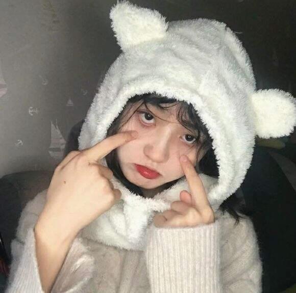 BuckleLaur40571's tweet photo. 💰 👑 🧢 🌂 🌻 Why do I always crave sushi at 2 AM https://t.co/cJrrVXC8xE