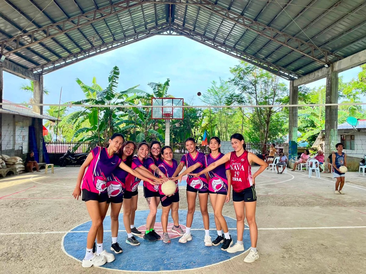 dhai215's tweet photo. Brgy. Manigawong Volleyball League 🤗 champ 🏆 nakapaglaro din sa wakas 🤗 https://t.co/j34qTwMqPX