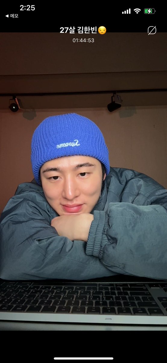 magnolia1109's tweet photo. 남은 오후 잘 보내기 https://t.co/hxklOMXDFO