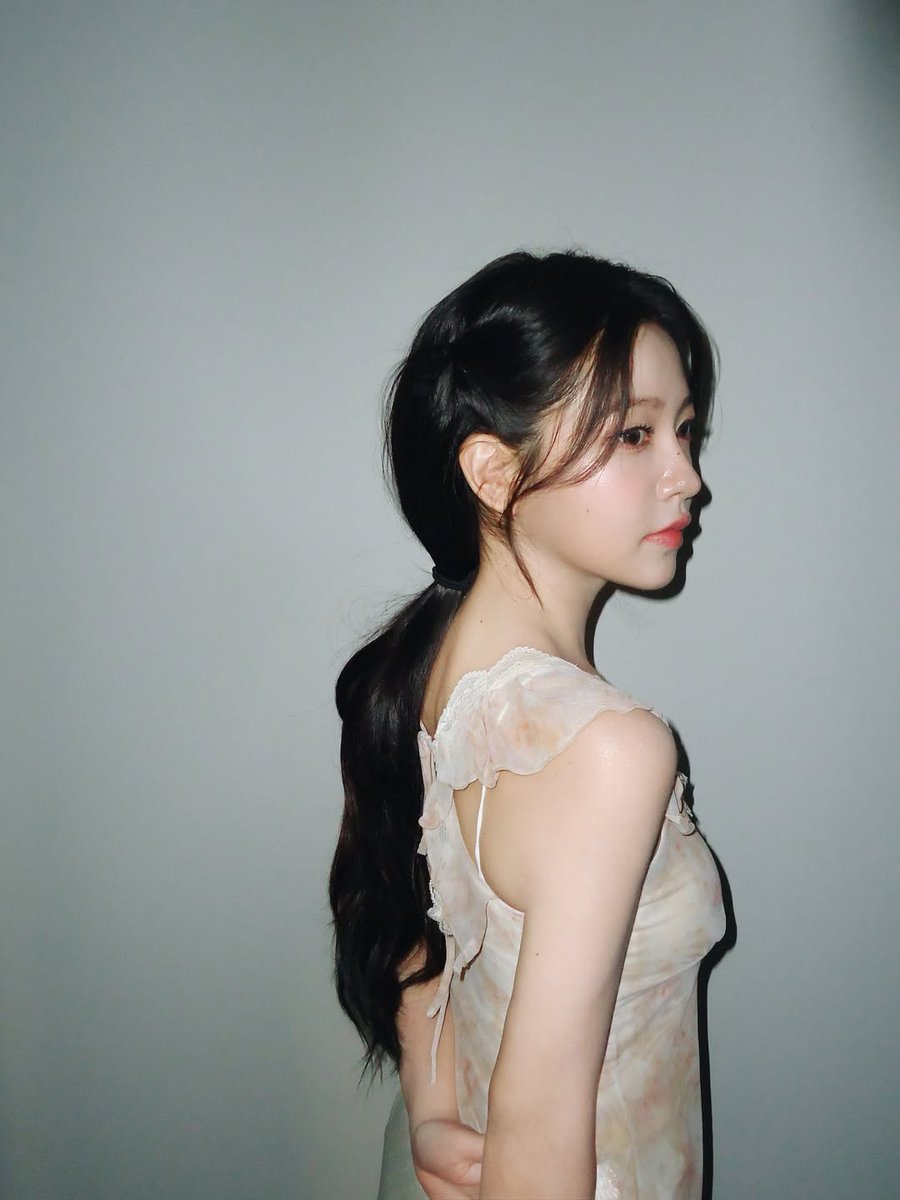 seurrene_'s tweet photo. 💜 https://t.co/KtOjOmvtaD