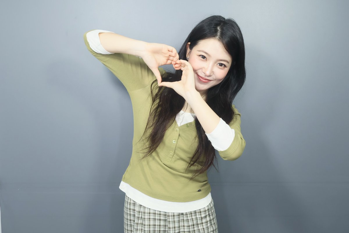 seurrene_'s tweet photo. 🤏🤏🤏 https://t.co/R7SMH6Dlr1