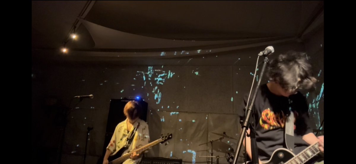 tiny_but_might's tweet photo. ライブフォト！
8/15 ヒソミネ大宮 さんにて！！
Instagramではここでは書ききれない架空インタビューも載ってます！是非チェックを！
↓ ↓ ↓バンド公式Instagram↓ ↓ ↓

https://t.co/ZwZXQOpMG9 https://t.co/TlgcTcDPrS