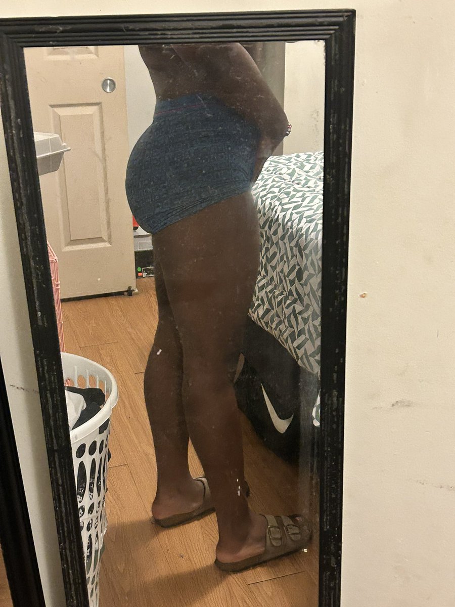 maurigallery's tweet photo. I wanna get crackk🍑👅 #stl #mlm #freaky https://t.co/C1L5cID0L7