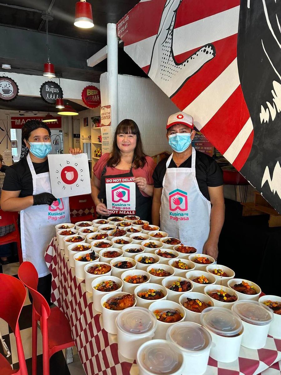 angatbuhay_ph's tweet photo. MORE HOT MEALS FOR FLOOD-AFFECTED COMMUNITIES

#AngatBayanihanInAction: The response continues today as the Maginhawa Food Community, through Kusina ng Pag-asa, works alongside its network of partner kitchens to prepare warm meals for communities across NCR, CALABARZON, and https://t.co/jffXmO0POV