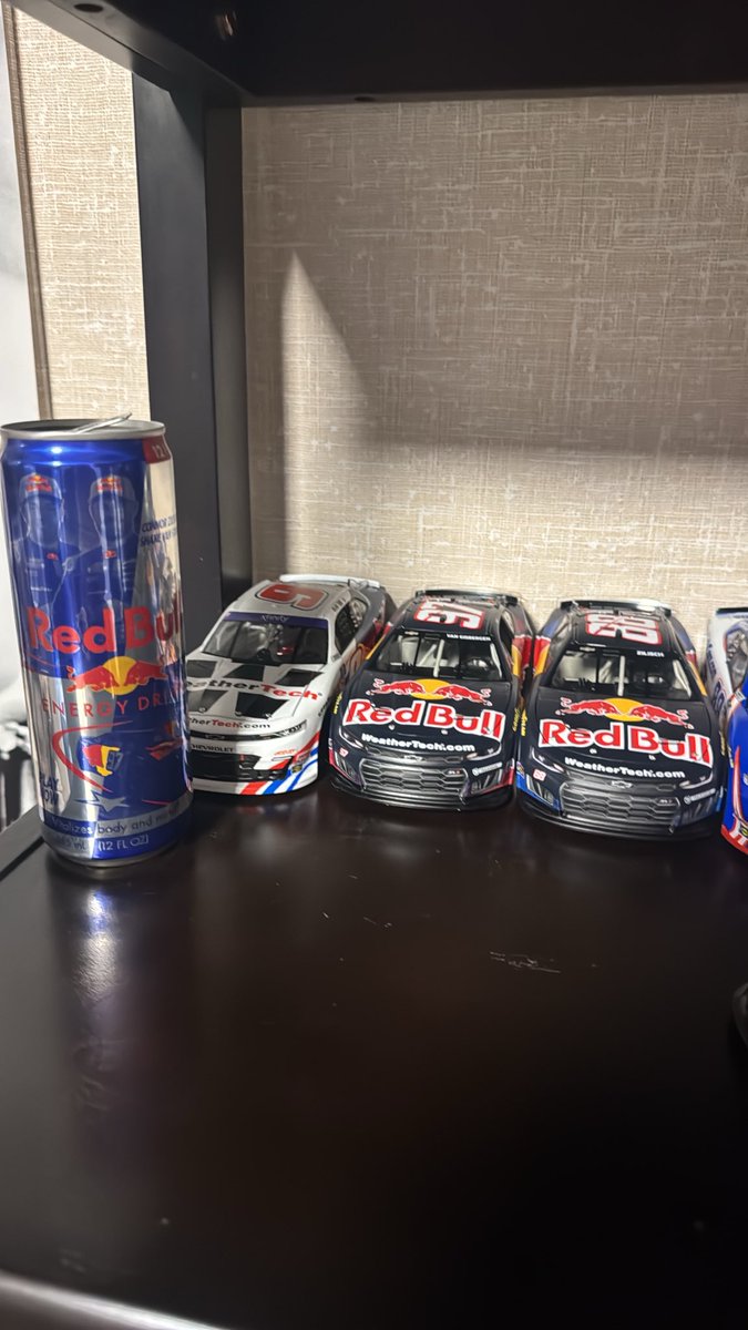 actu304L's tweet photo. @colbyjack6900 redbull shelf, i only ever found the 12oz can https://t.co/TRDqLuBLqc