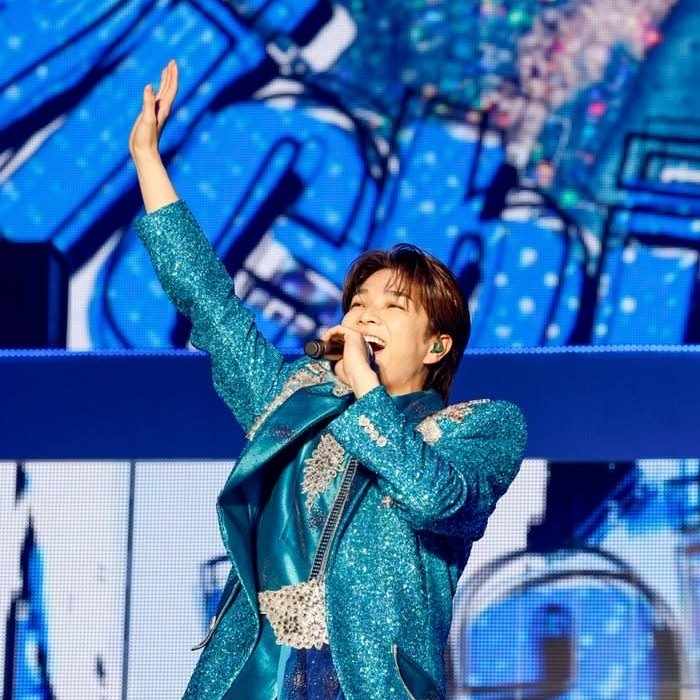 miilk_faninfo's tweet photo. 【速報】

SPRiNG 2026年11月号 表紙に登場！！
僕のSPRiNG表紙、みなさんぜひ大切にしてください📖
10Pの大特集もお楽しみに！！

9月24日発売予定です！！

#塩﨑太智 #SPRiNG #MILK https://t.co/b7b12VdwHm