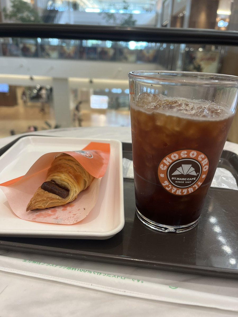 ld_sacochan's tweet photo. 映画前のチョコクロ♪ https://t.co/tZEefgMs5M