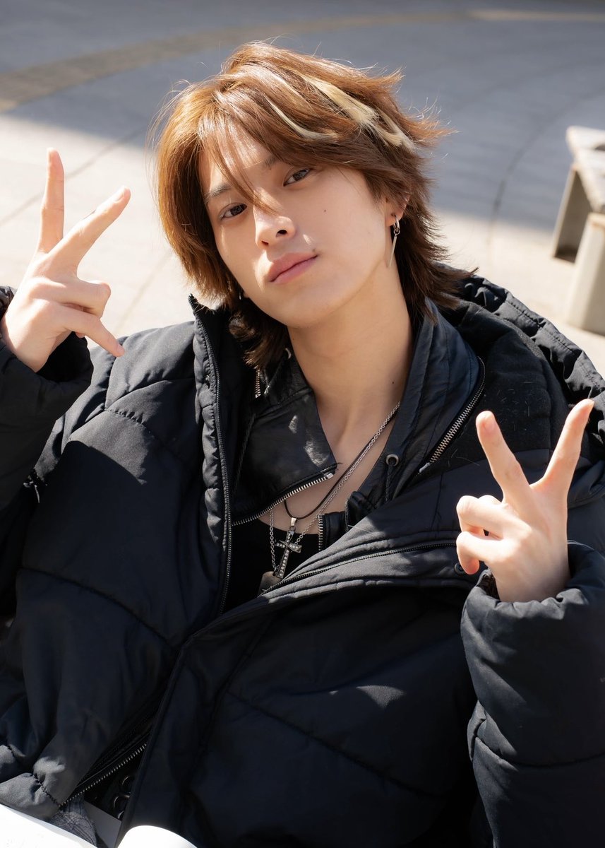 ra__mentsukemen's tweet photo. ICExの阿久根温世くん
この顔で身長177で関西弁、ほんまにありがとうね
平成ギャル男スタイリング、ぶっ刺さりました。 https://t.co/nRxgeRpyki