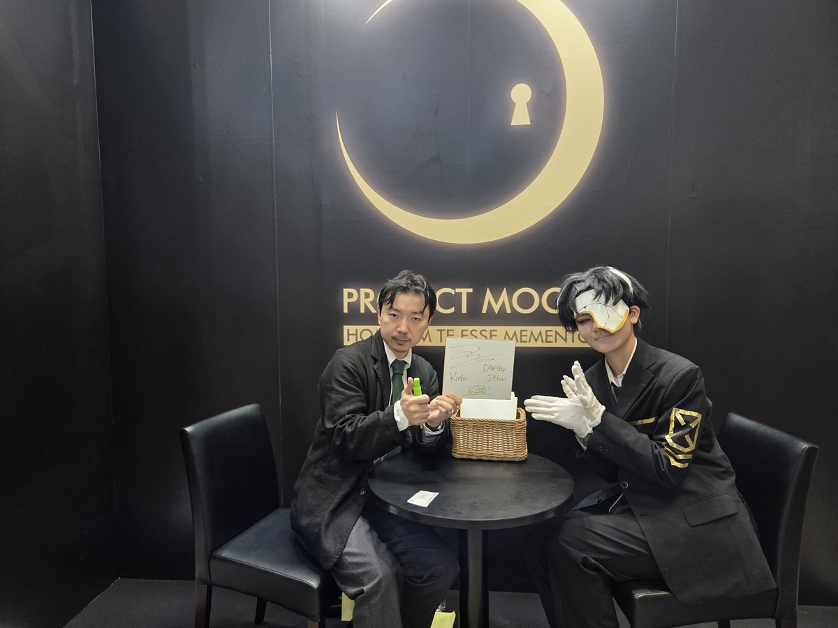 Katorachan_'s tweet photo. 夏コミおつした！これはジフンに「ｱｯ、ﾘｴﾝ…」って言われて限オタしてたワイ https://t.co/hrJSCP1xGL