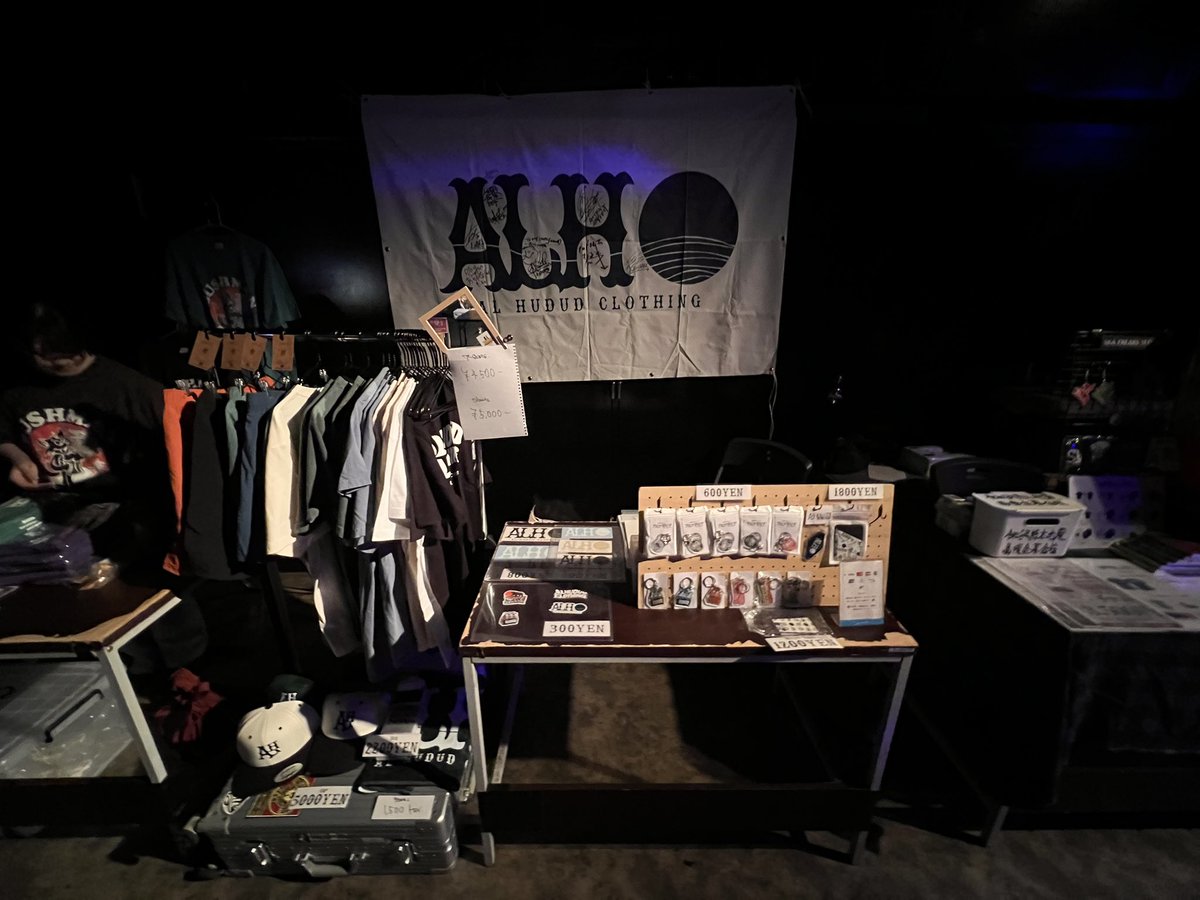 ALHUDUDclothing's tweet photo. [ALHUDUD 出店]
本日！酒場デデデ一周年 at U-STONE
にしてALHUDUD出店します！
最速新作も投下！！！是非に！！！ https://t.co/2ERiFLYbIH