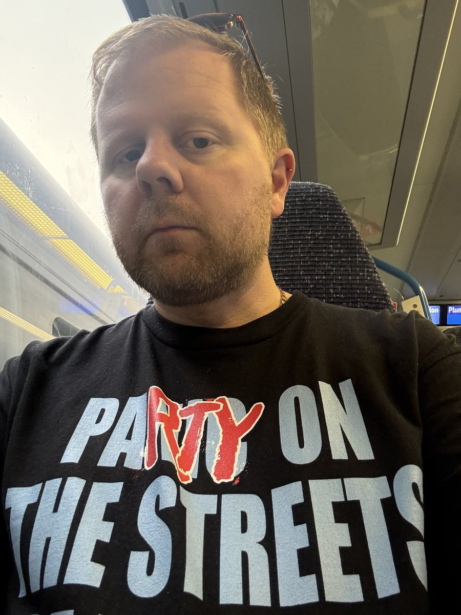 timstillman_'s tweet photo. 🏴󠁧󠁢󠁷󠁬󠁳󠁿 bound https://t.co/tGOgZjhd5E