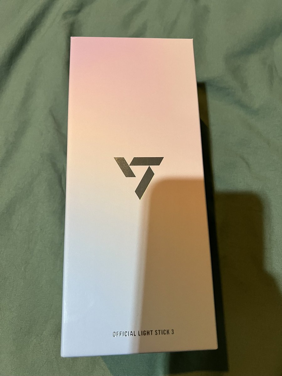 mmlg1987's tweet photo. ส่งต่อแท่งไฟ SEVENTEEN OFFICIAL LIGHTSTICK VER 3.0 ใช้ครั้งเดียวไม่มีตำหนิค่ะ 700รวมส่ง ต่อรองได้ค่ะ #ตลาดนัดสวนแครอท #ตลาดนัดseventeen #ตลาดนัดกะรัต https://t.co/UMjC1TL9v6
