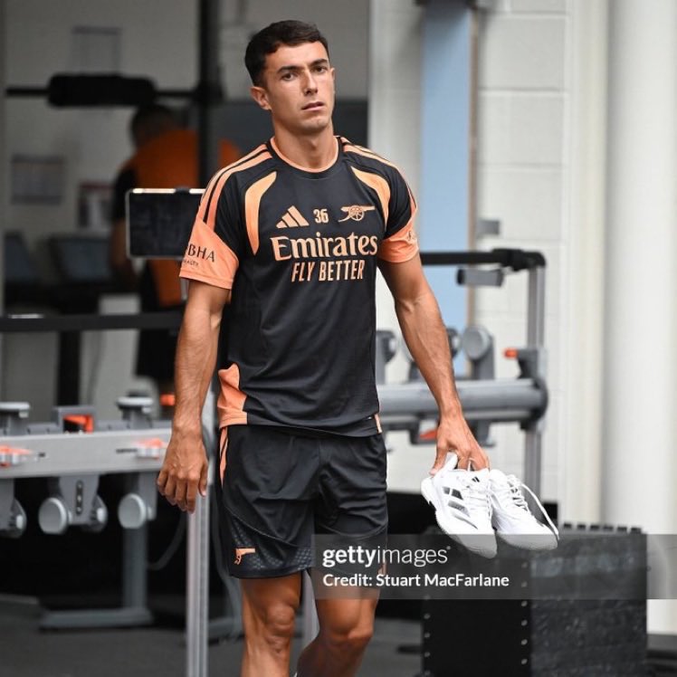 AFCJaccy's tweet photo. What happened to our smiling assassin? 
He doesn’t look happy 😊 https://t.co/A6r4SH25pv