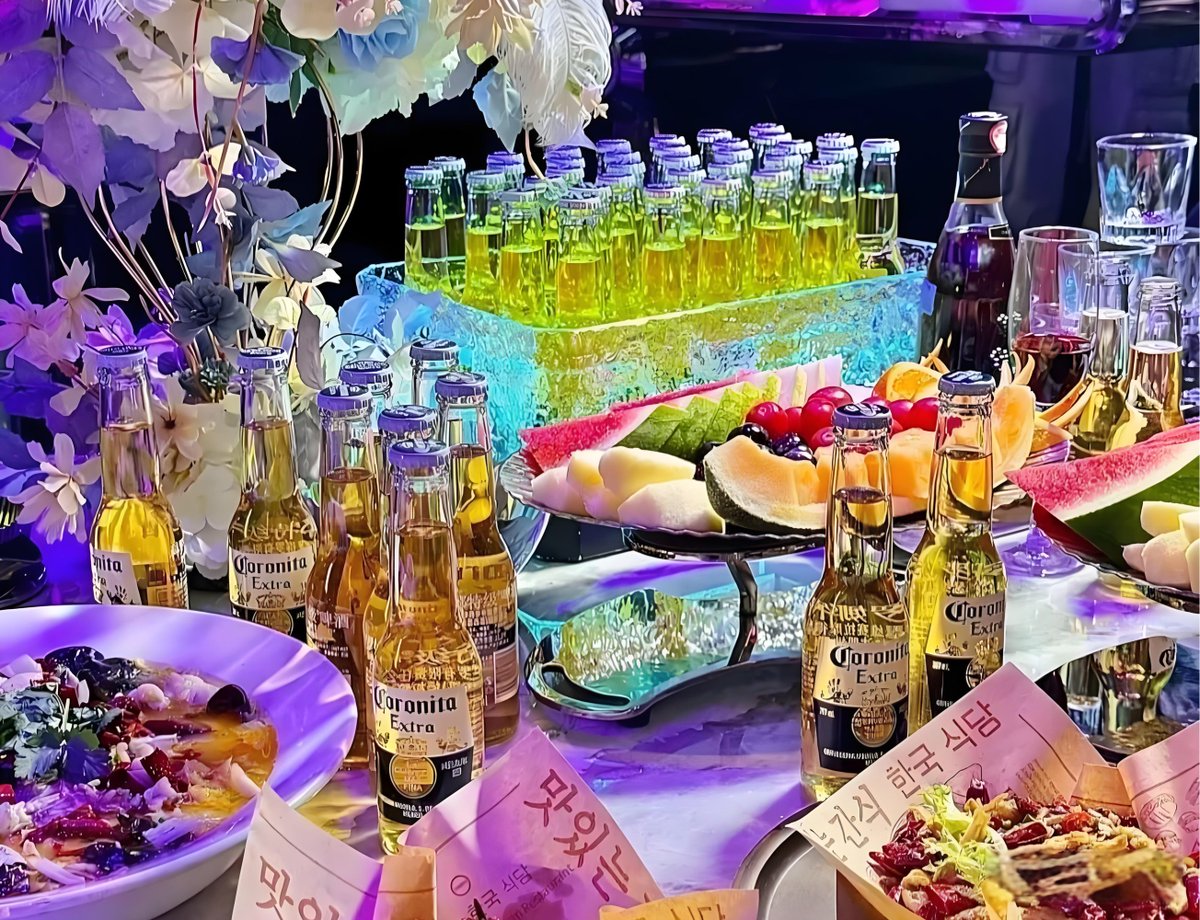 elProphessor's tweet photo. Singing like nobody’s watching!  KTV night just got the ultimate glow-up with all your favorite bops, cold drinks, and non-stop fun – who’s bringing their A-game to the mic tonight https://t.co/QXQ94fIb2Q