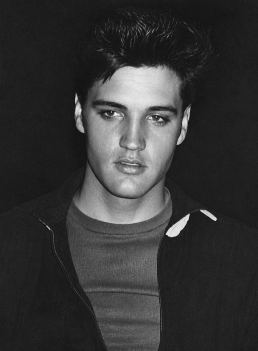 MilesLancing's tweet photo. August 16. One of the most memorable dates in history. It’s the date #Elvis exited the world. It’s the date #Madonna entered it. Two monumental happenings. https://t.co/nWZCPZgOyr