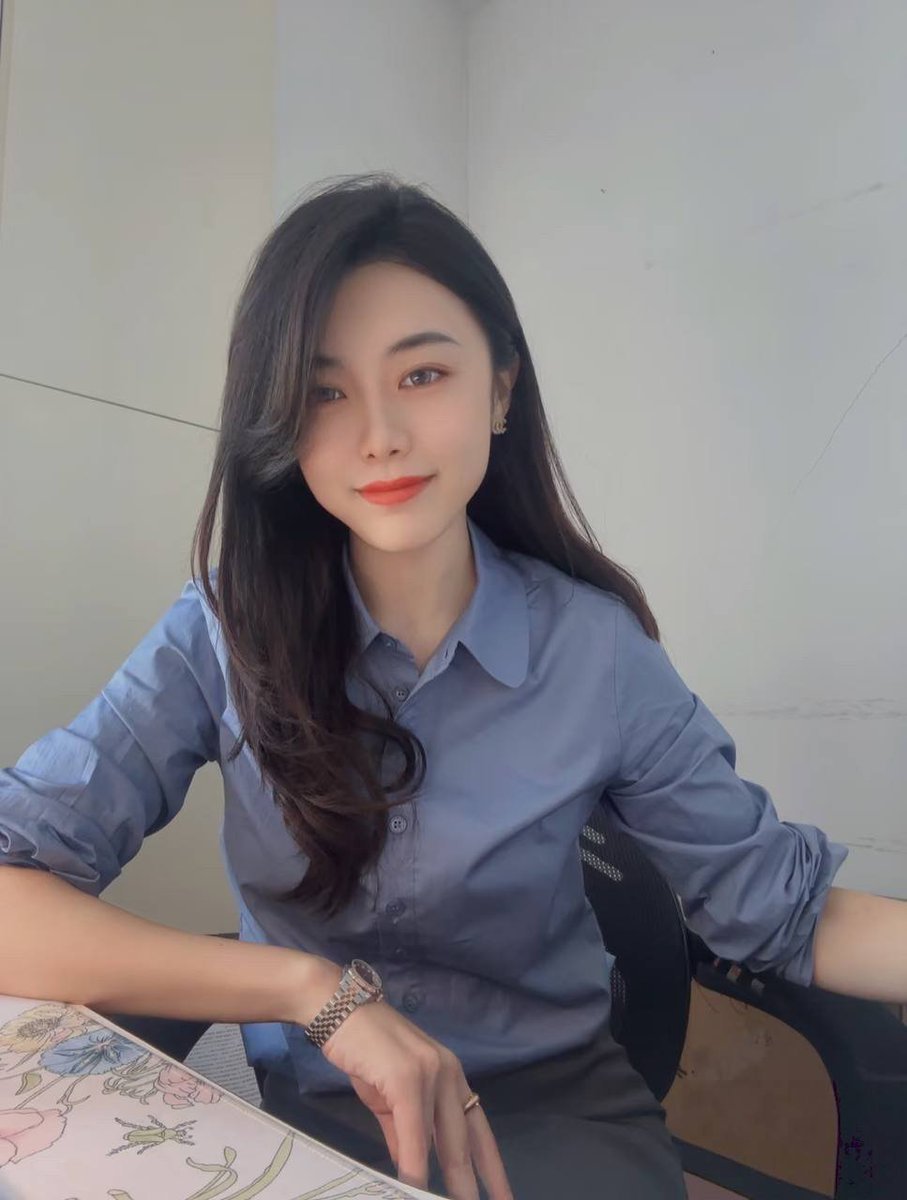 Shadowpro11's tweet photo. 约你谈恋爱，又不是约你谈案子...你总是不来是什么意思 ？ https://t.co/nw9ZIoRDyR