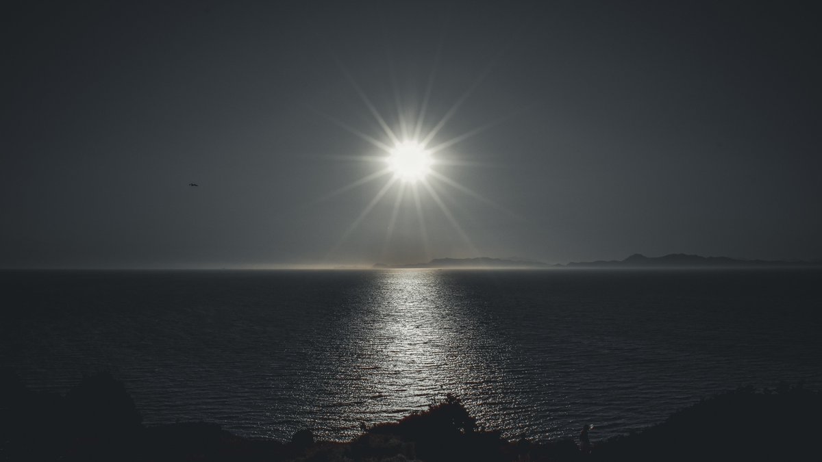 nft_clctr's tweet photo. Gm amazing friends 🖤

Available edition on primary Objkt 📷 

LE 4/15 - 12 XTZ 🔗 

"Geometry of Light" https://t.co/eTh7U5Ex9W