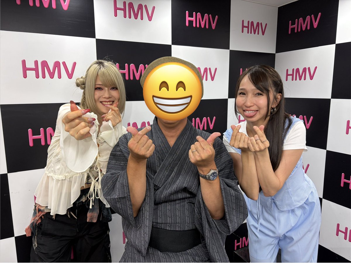 KoukiruS's tweet photo. 名古屋での『走って！ガチって！ドゲンジャーズ！』リリイベ参戦🦄
いつものガチャレンジャーの皆さんは勿論、沢山のファンが来ていたなぁ
福岡はちょっとムリだけど、9月のライブとリリイベも楽しみにしてま〜す😙
慣れてないので指ハートが｡｡｡😅
#DOLLSBOXX
#ドールズボックス https://t.co/RvI91wrqMH