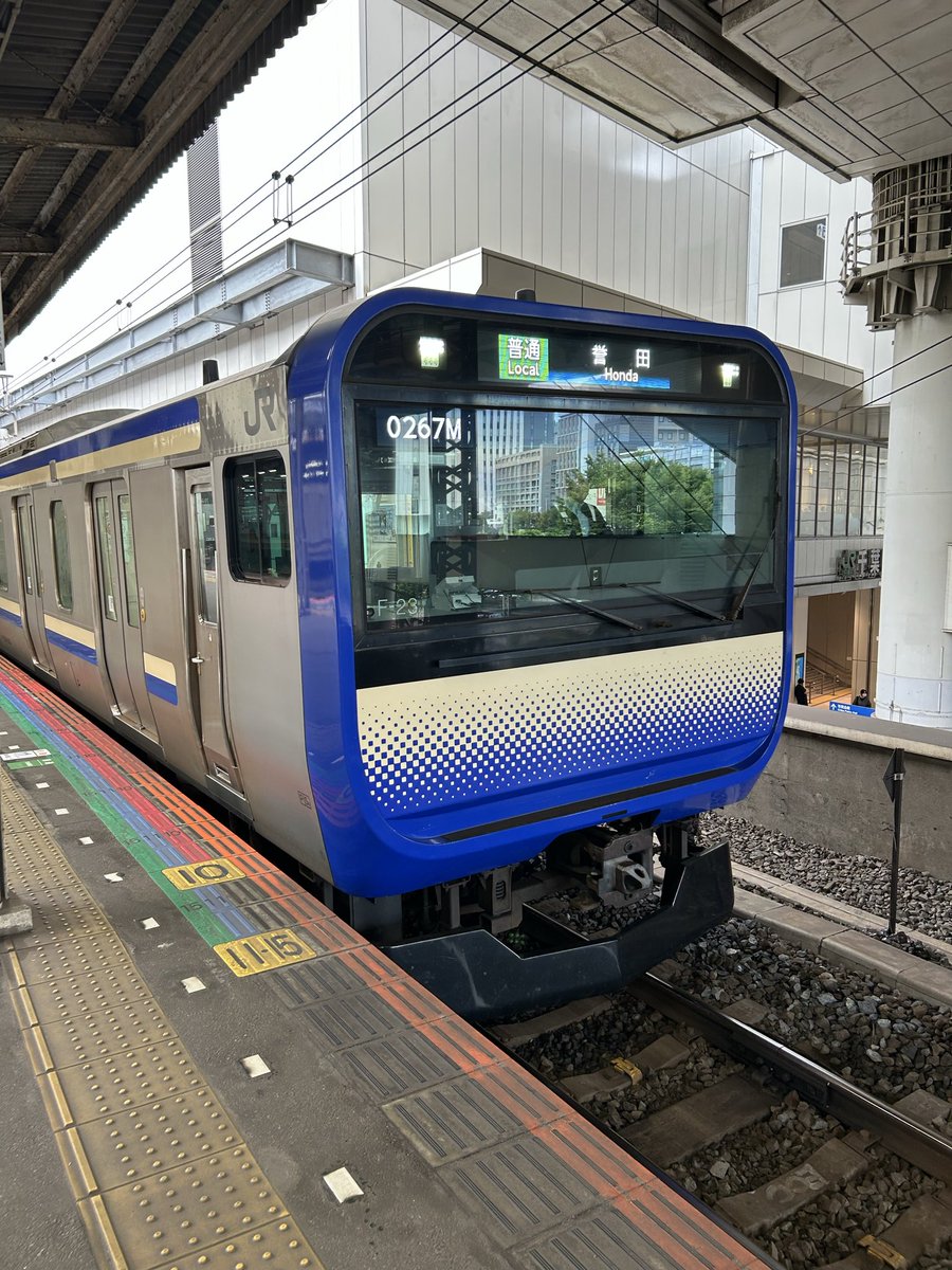 inakei0716's tweet photo. 267MはE235代走 https://t.co/jvdy7oULaL