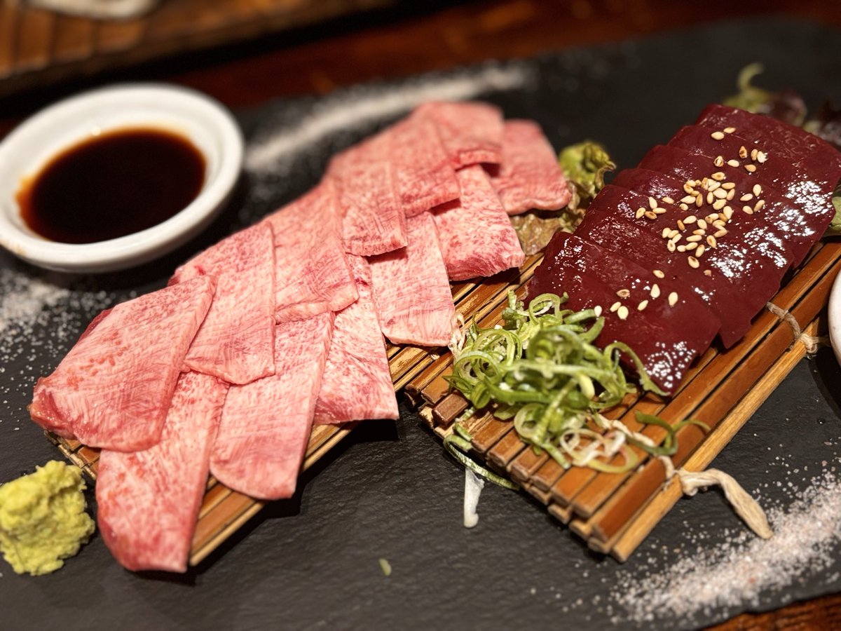 everyone1212's tweet photo. 🥩焼肉なら布施の「いつき」へ！

お肉は新鮮で、どれを食べてもめっちゃ旨い😋
しかも、かわいいスタッフさん2人が笑顔でお出迎え👦👦✨
美味しい焼肉と楽しい時間を過ごせる、また行きたくなるお店です！

布施で焼肉を食べるなら、ぜひ「焼肉いつき」へ🔥 https://t.co/71sPd1PqBX