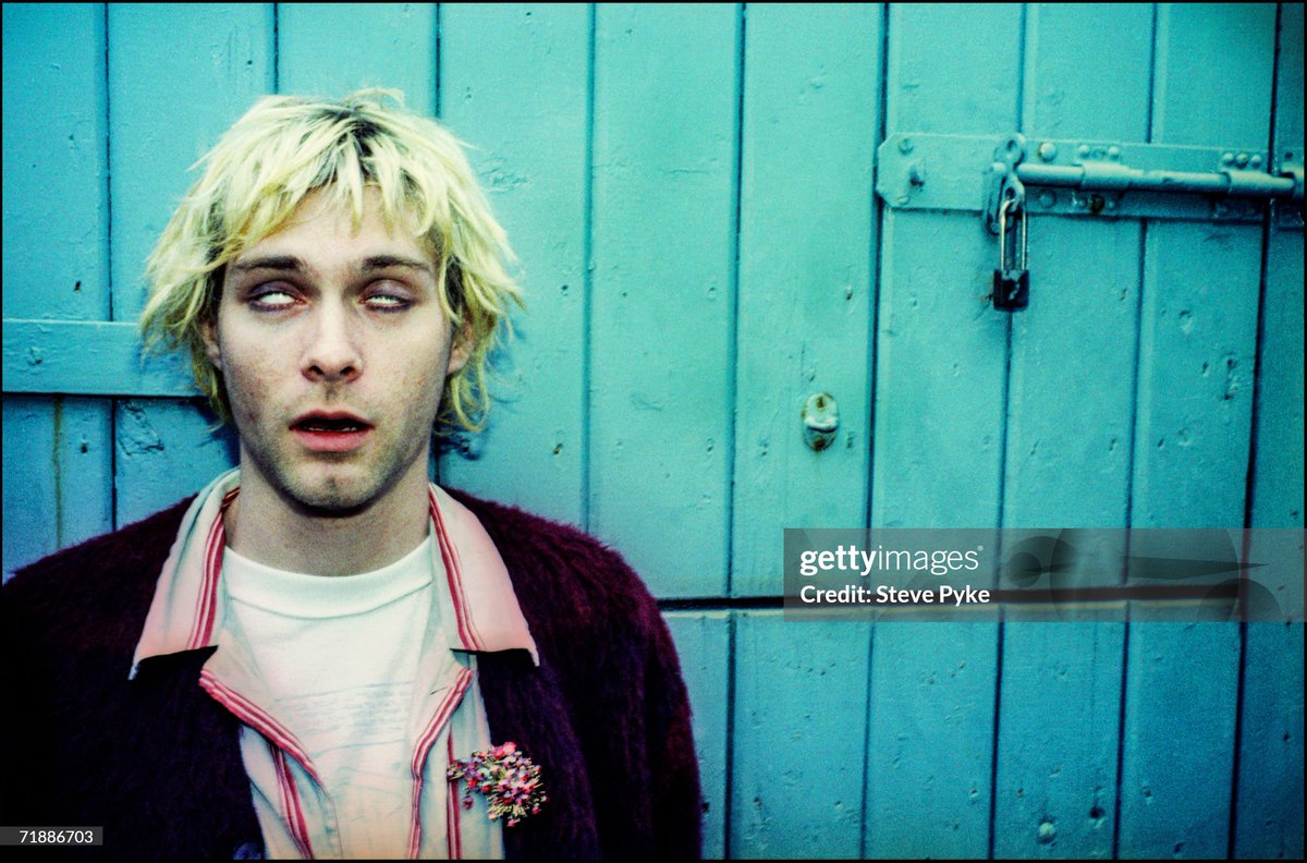 hourly_cobain's tweet photo. https://t.co/gW1VsRSn4k