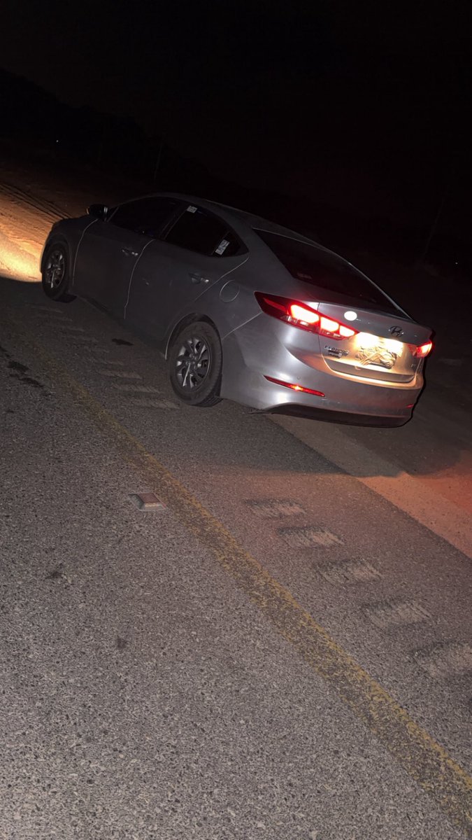 m0yd_'s tweet photo. ما عاد فيه صااحب على الصحبه يصون 
كلن ورا سمع الاذاني يارفيقي مشى . https://t.co/MGcX2ehIMi