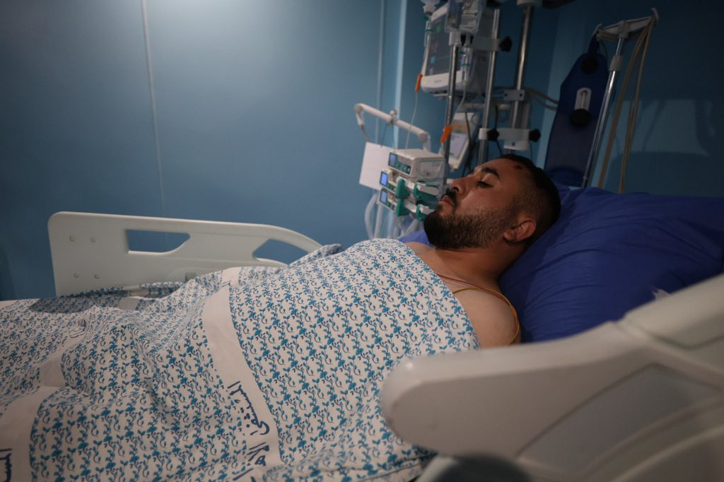 MustafaBarghou1's tweet photo. Terrorist settlers, protected by Israeli occupation forces, attacked Palestinians in Hebron, shooting two men and beating eight others, including a 66-year-old woman.
A 26-year-old Palestinian nurse, Mohammad Nabil Al-Mutawir, was shot in the back by terrorist settlers near Hebron, severing his spinal cord and leaving him permanently paralyzed.