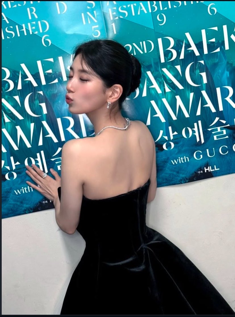 minoymus's tweet photo. Suji and her beautiful heart tattoos https://t.co/eT9TYpALkW